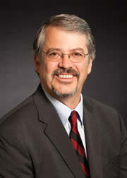 ˼��ȫ�򸱿�������Ӌ(j��)����ϯ���g(sh��)��Lew Tucker