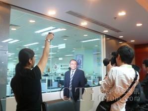 �w�����F(tu��n)��ϯ����������CEO�S�Й�(qu��n)�������У������ӛ�߈F(tu��n)��B�\�I���Ĺ�����r