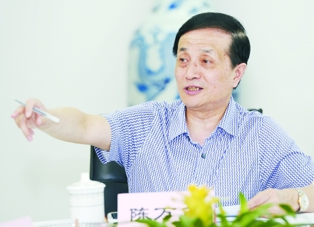 ȫ���˴�������������볣ί��ԭ�����f(xi��)����ϯ��f־